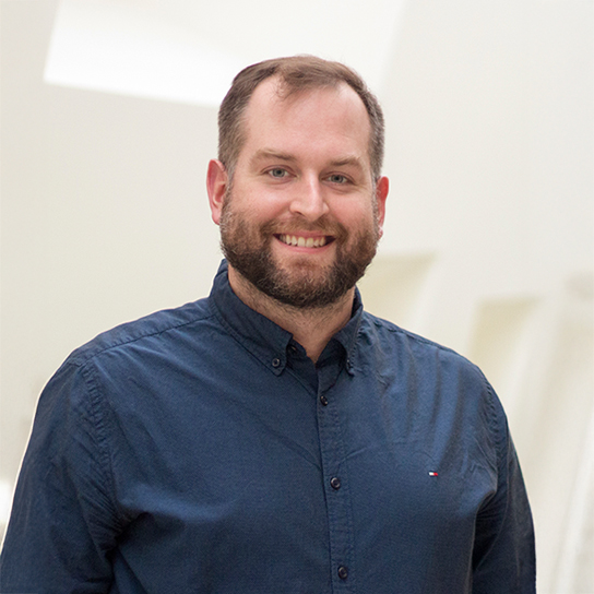 Dr. Daniel  Albrechtsons
